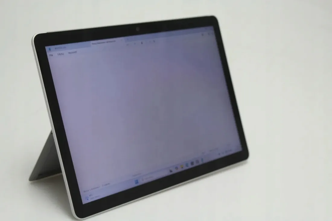 tablet-microsoft-surface-go-2-1926-8gb-128gb-2w1-windows-11-stan-powystawowy