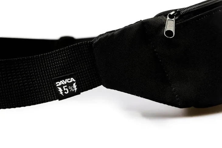 davca-nerka-fluo-logo-stan-opakowania-oryginalne