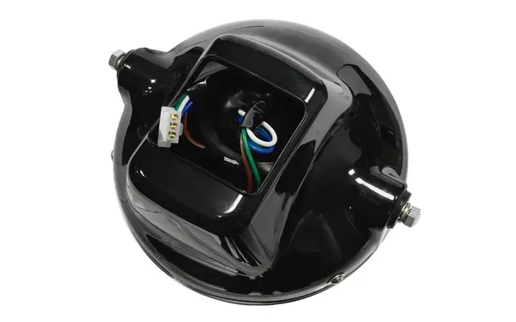 reflektor-do-motoroweru-fighter-1-stan-nowy-jakosc-czesci-zgodnie-z-gvo-p-zamiennik-o-jakosci-porownywalnej-do-oryginalu