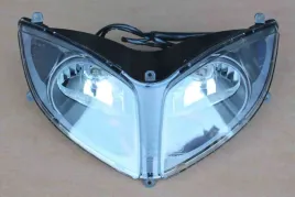 lampa-przod-benzer-dakota