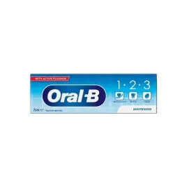 oral-b-1-2-3-whitening-pasta-do-zebow-z-aktywnym-fluorem-75ml