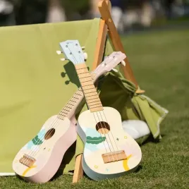 drewniane-ukulele-dzieci-do-nauki-gry-gitara-struny-pokrowiec-classic-world