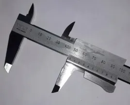 suwmiarka-noniuszowa-vis-150-002-mm-stare-zapasy