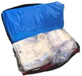 apteczka-samochodowa-cala-europa-z-kocem-termicznym-ustnik-din-13164-plus
