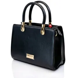 torebka-damska-monnari-kuferek-na-ramie-skora-eko-czarna-klasyczna-logo