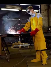 fartuch-spawalniczy-ochronny-skorzany-dla-spawacza-fsby-60x90-miekki