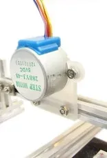 plaski-wspornik-krokowy-do-makerbeam-stan-nowy