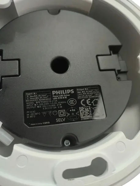 sciemnialny-zyrandol-philips-hue-beyond-4xled-45w-230v-rgb-seria-hue