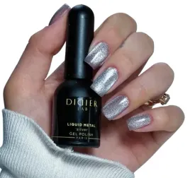 lakier-hybrydowy-didier-lab-liquid-metal-silver-kocie-oko-efekt-witrazu