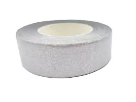 tasma-florystyczna-rozciagliwa-do-bukietow-laczenia-25mm-23mb-srebrna