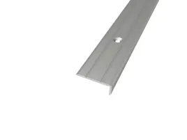 katownik-schodowy-ip31-srebro-10x25mm-90cm