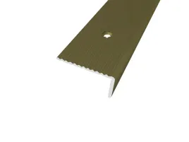 katownik-schodowy-ip40-szampan-20x40mm-dl-180cm