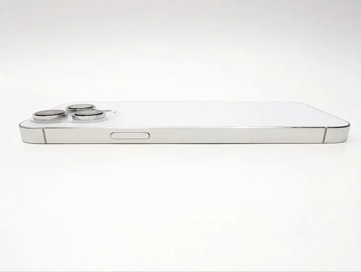 apple-iphone-14-pro-max-128gb-srebrny-rozdzielczosc-nagrywanych-filmow-4k