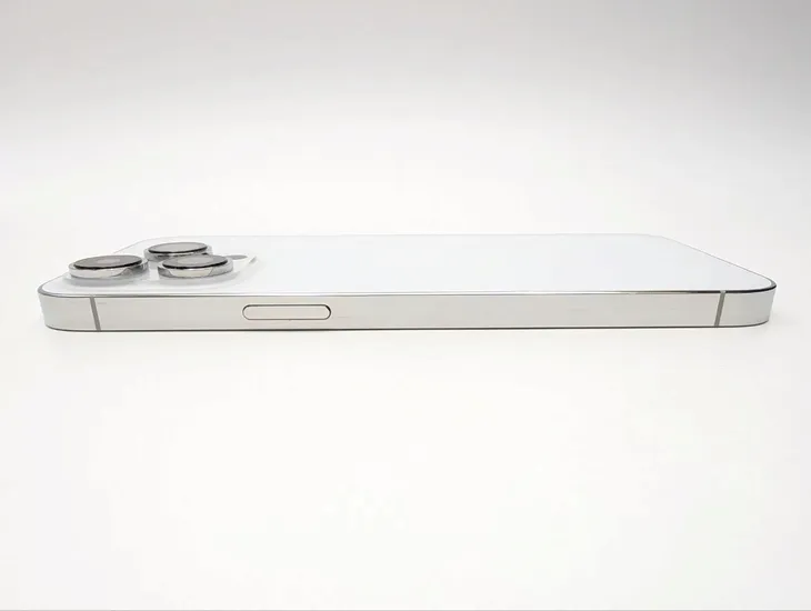 apple-iphone-14-pro-max-128gb-srebrny-funkcje-aparatu-lampa-blyskowa-nagrywanie-wideo-optyczna-stabilizacja-obrazu-wykrywanie-twarzy-zoom
