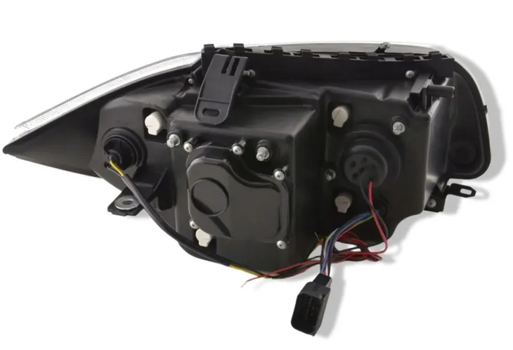 piekne-lampy-reflektory-do-bmw-1-e87-e81-od-2004-do-2011-led-ringi-nowe-typ-samochodu-samochody-osobowe