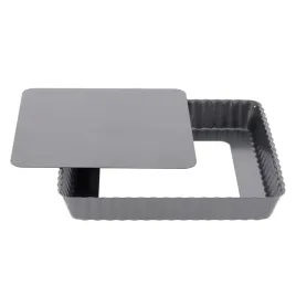 forma-do-tarty-ciasta-wyjmowane-dno-z-karbowana-podstawa-de-buyer-23-cm