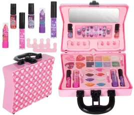 zestaw-kosmetykow-do-makijazu-dla-dziewczynki-salon-stylizacji-makeup