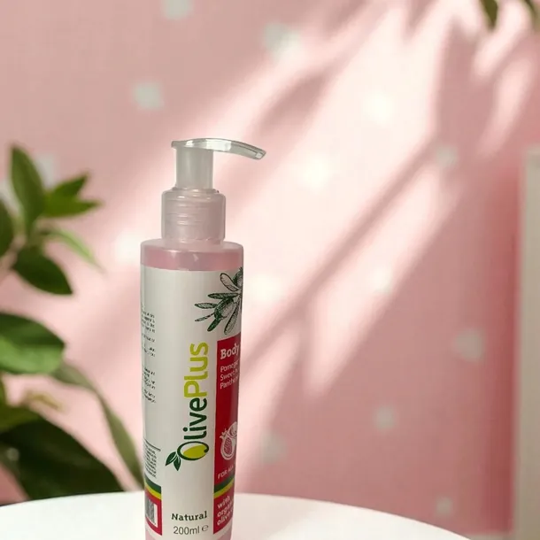 mleczko-do-ciala-balsam-z-ekstraktem-z-granatu-i-slodkimi-migdalami-200ml-pojemnosc-200-ml