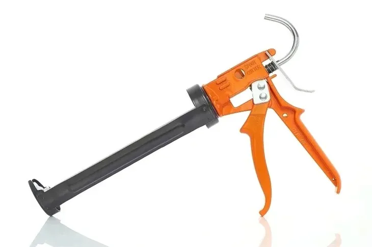 wyciskacz-strong-motive-stan-nowy-pojemnosc-tub-ml-300