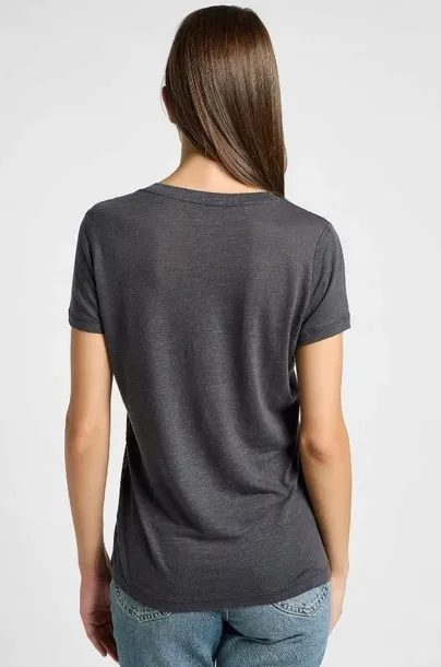 t-shirt-lee-112360427-l-linia-regular