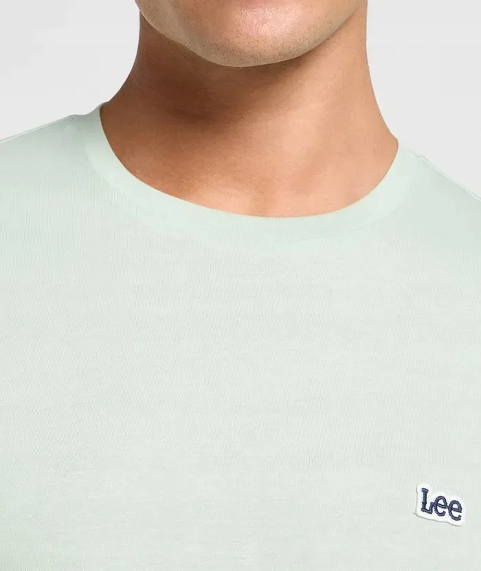 t-shirt-lee-112364540-m