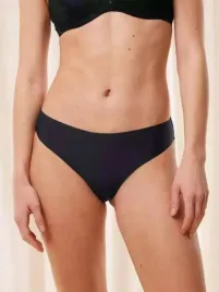 figi-triumph-body-make-up-illusion-lace-highleg-tai-04-36
