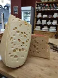 ser-emmental-300g-francja-stan-nowy-nazwa-handlowa-ser-emmental