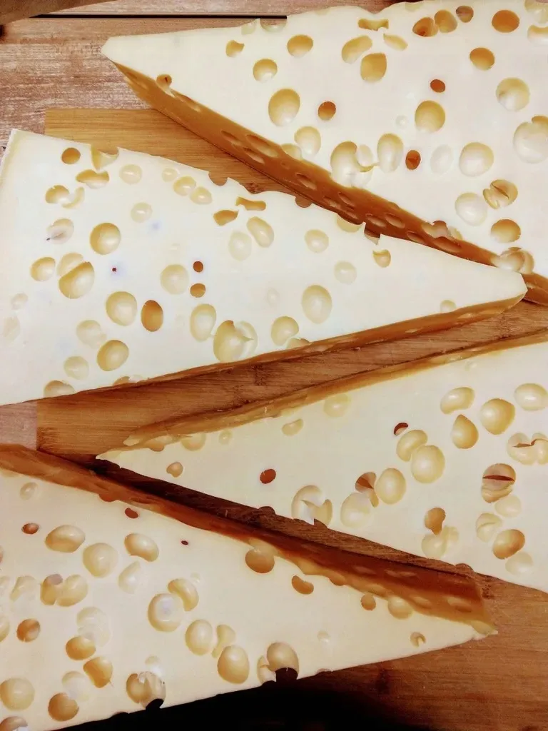 ser-emmental-200g-francja