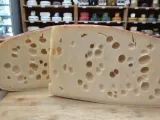 ser-emmental-200g-francja-nazwa-handlowa-ser-emmental
