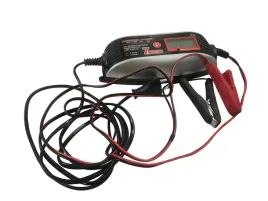 prostownik-cyfrowy-carcommerce-6v-12v-2a-4a-7-programow-ladowania