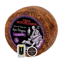 ser-owczy-z-czarnym-czosnkiem-vega-sotuelamos-ajo-negro-hiszpanski-200g