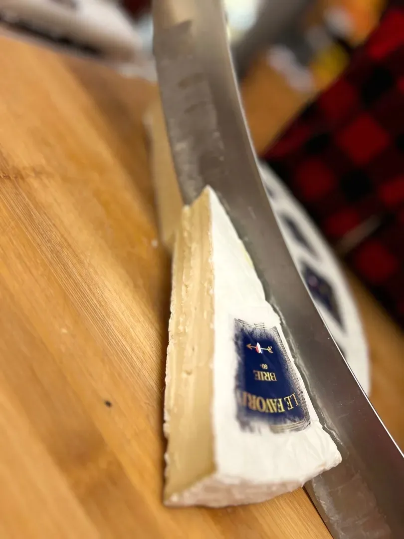 ser-brie-60percent-francja-200g