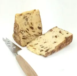 ser-bowland-cheddar-jablko-rodzynki-cynamon-200g
