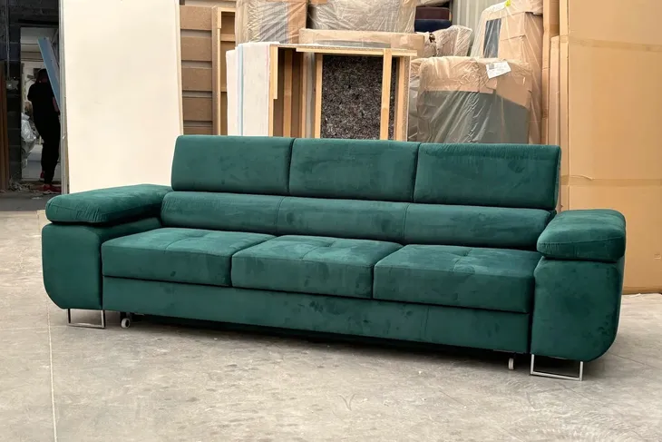 Sofa z funkcją spania i zagłówkami MONTANA trzyosobowa na nóżkach kanapa
