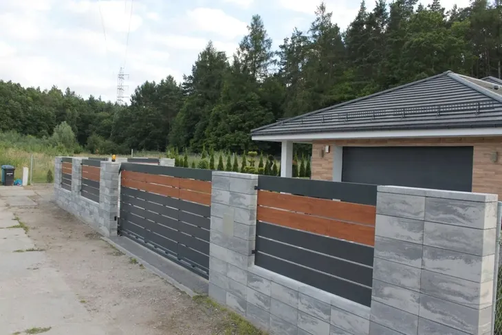ceownik-120x20-palisadowe-ogrodzenie-plot-c2-profi-stan-nowy-marka-logist-system
