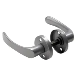 klamka-do-drzwi-kompletna-furtka-brama-drzwi-ogrodzenie-srebrna-63-280-01