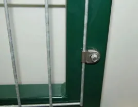 avo-klips-ocynk-do-montazu-siatki-ogrodzenie