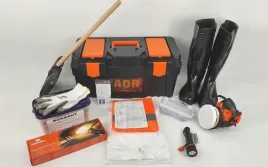 walizka-adr-skrzynka-zestaw-bus-tir-latarka-kalosze-sorbent