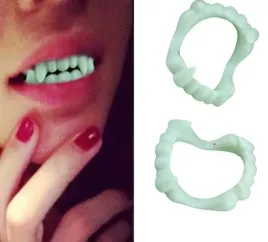 zeby-szczeka-wampira-fluorescencyjne-8-szt-dekoracje