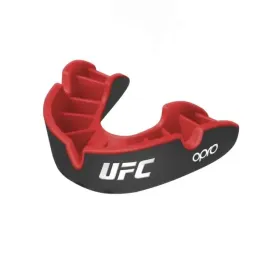 ochraniacz-na-zeby-szczeka-bokserska-opro-ufc-silver-gen2-czarny-czerwony