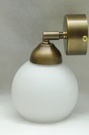 kinkiet-mosieznylampa-scienna-z-mosiadzu