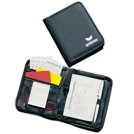 wyposazenie-sedziowskie-erima-jezyk-niemiecki-etui-gwizdek-notes-olowek