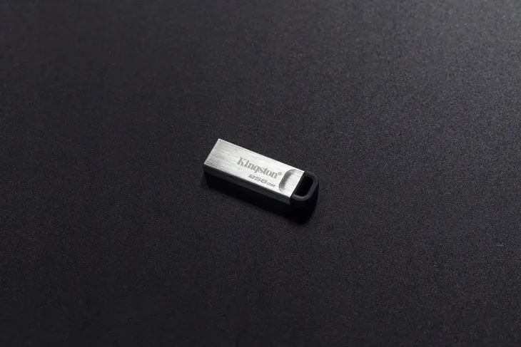 kingston-flash-kyson-256gb-usb3-2-gen-1-interfejs-usb-3-2