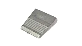 klin-metalowy-4-do-siekiery-mlotka-28x30-mm