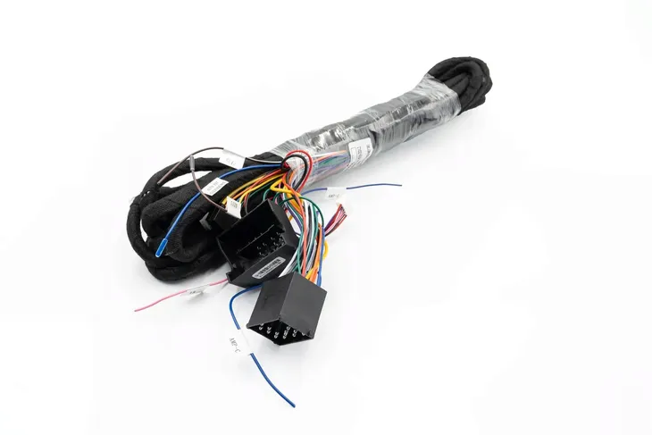 kabel-multimedialny-adapter-do-radia-bmw-e39-e46-e53-x5-do-radia-android-model-y3380