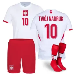 stroj-pilkarski-polska-biala-getry-wlasny-nadruk-rozmiar-128