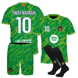 stroj-pilkarski-barcelona-zielona-getry-wlasny-nadruk-rozmiar-158