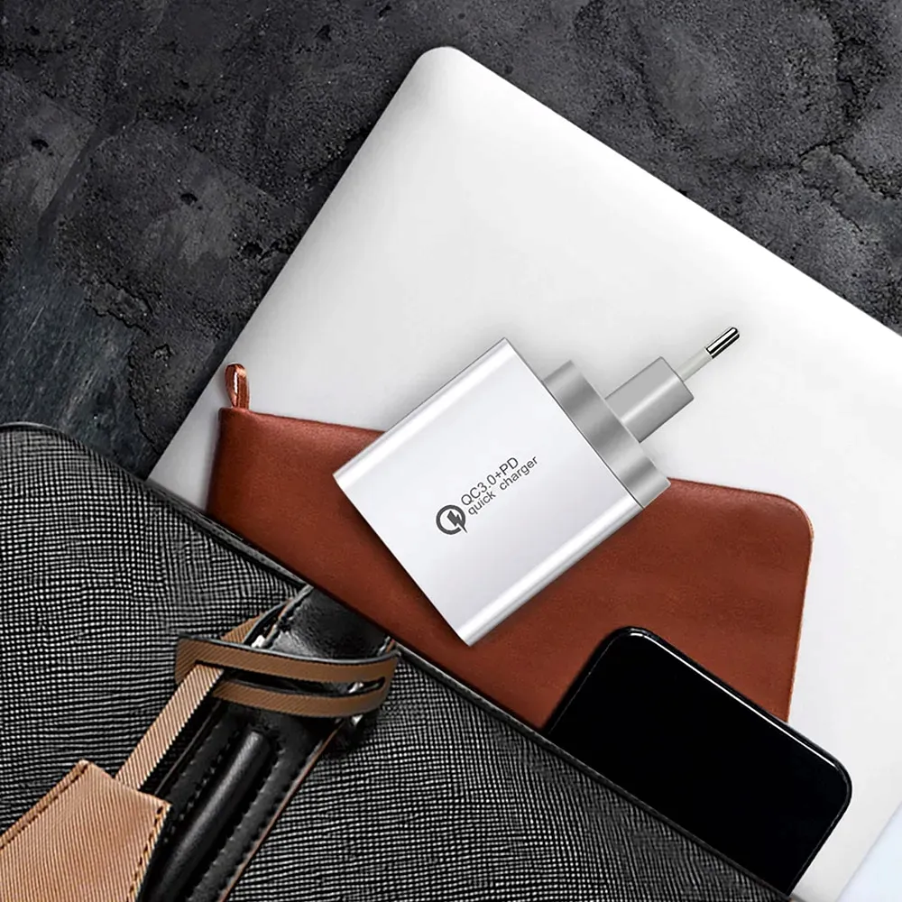 szybka-ladowarka-typ-c-quick-charge-3-0-usb-a-stan-nowy