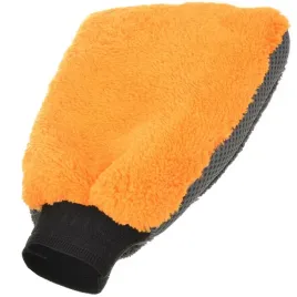 rekawica-z-mikrofibry-do-mycia-samochodu-gabka