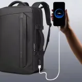 bange-plecak-miejski-czarny-cechy-dodatkowe-na-zamek